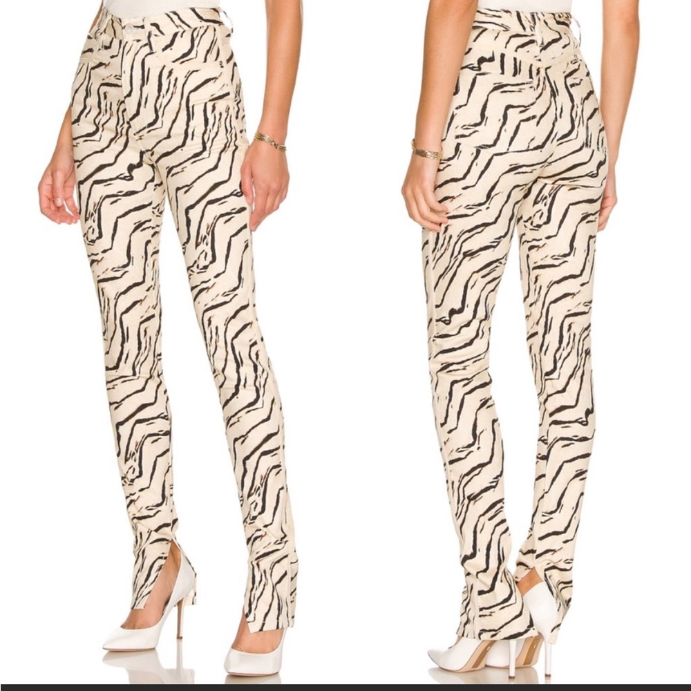 WE WORE WHAT Zebra Print High-waisted, Lightweight Jeans w/ Slit at Ankle S 26